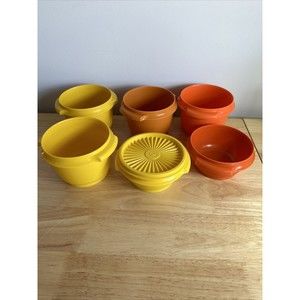 Vintage Set of  6 Tupperware Bowls 1323 ORANGE & YELLOW BURNT YELLOW